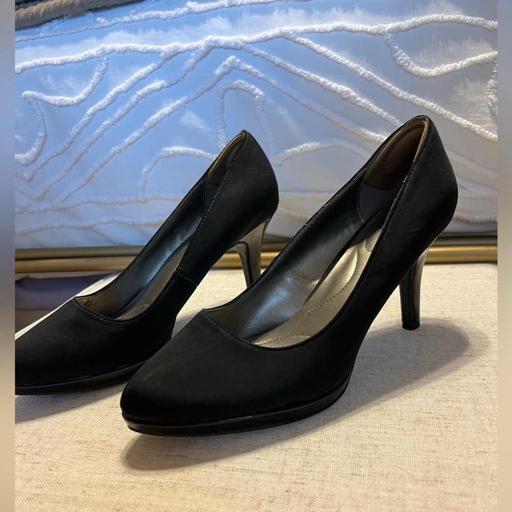 Black heels